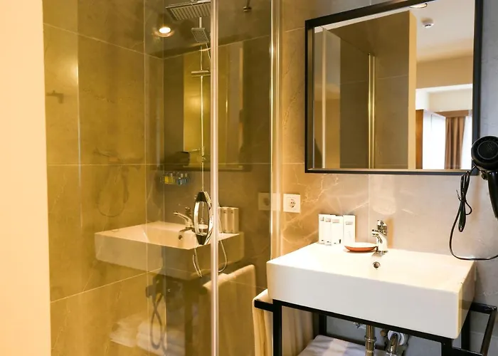 Ramiz Alacati * Çeşme